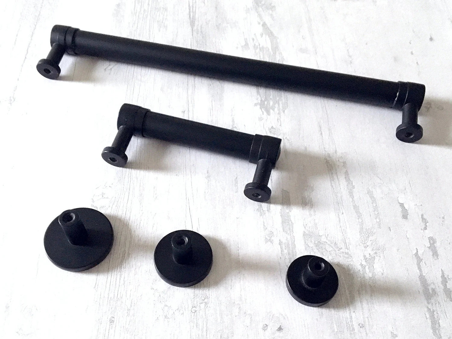 Mattschwarzer Schubladengriff | Lynns Hardware
