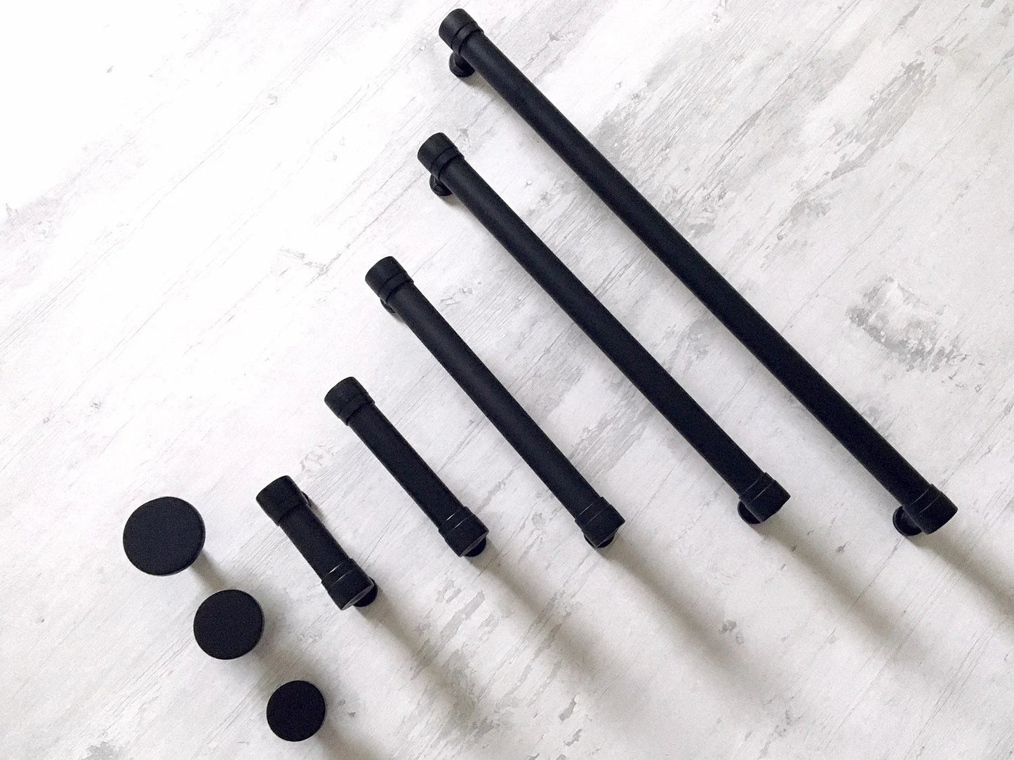 Mattschwarzer Schubladengriff | Lynns Hardware