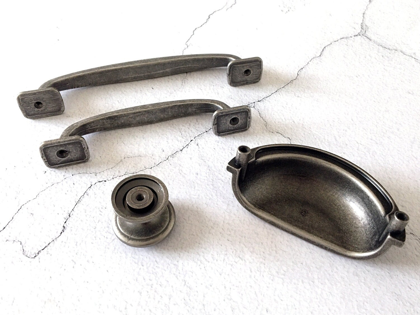 3,5" Cup Pull 4" Centers Antik Zinn Schublade zieht Schrank Griffe