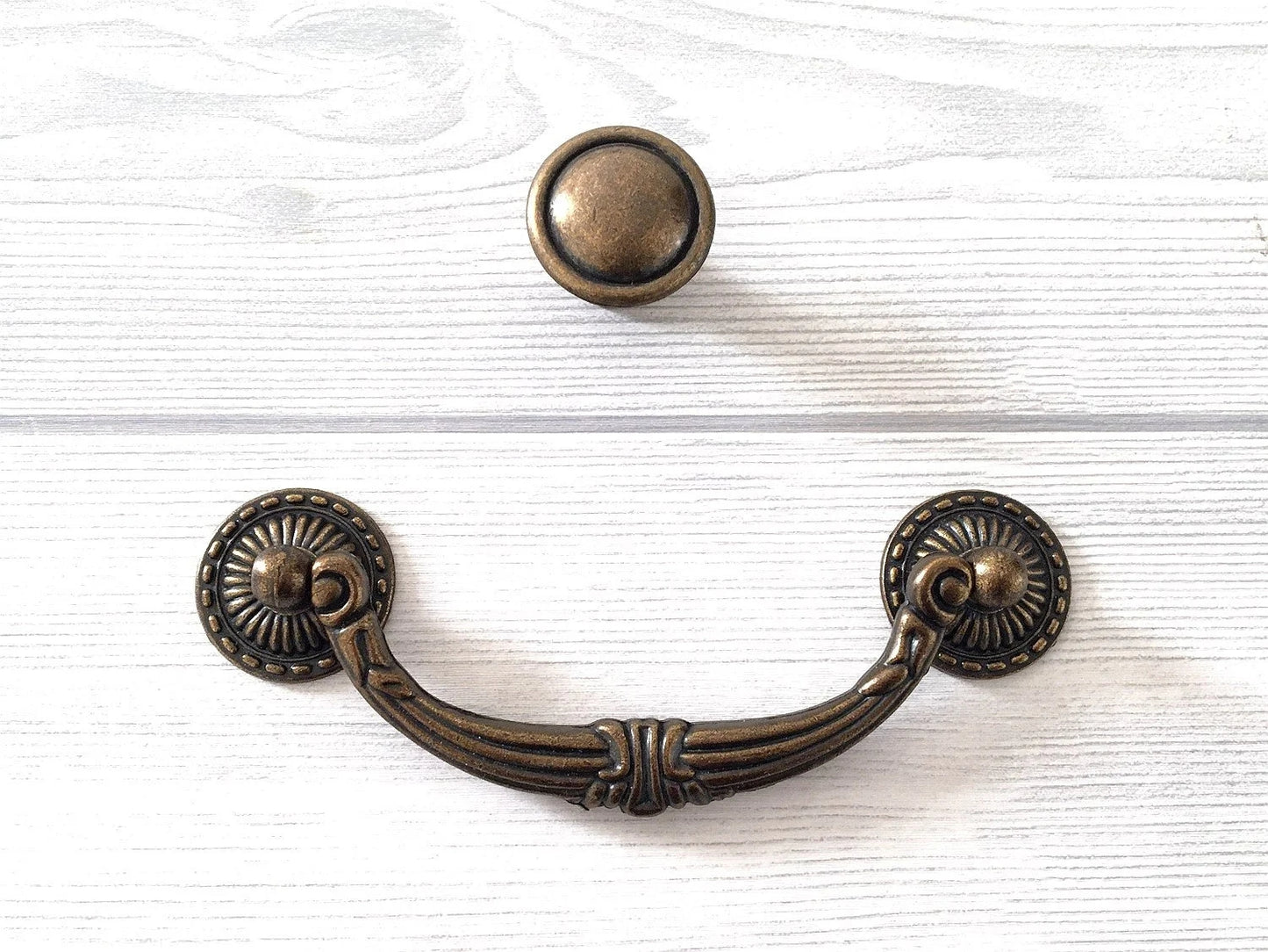 4.5" Vintage Style Antique Gold Brass Bail Drawer Pull | Kitchen Cabinet Knob
