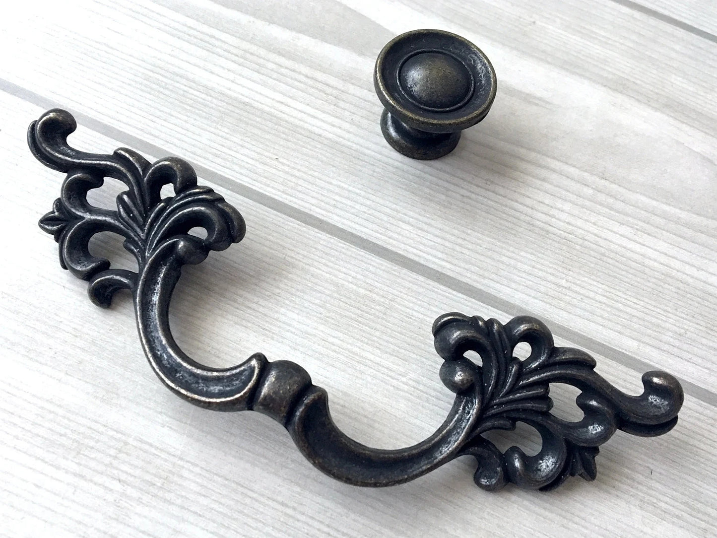 2.75" Drawer Pull Dark Antique Bronze