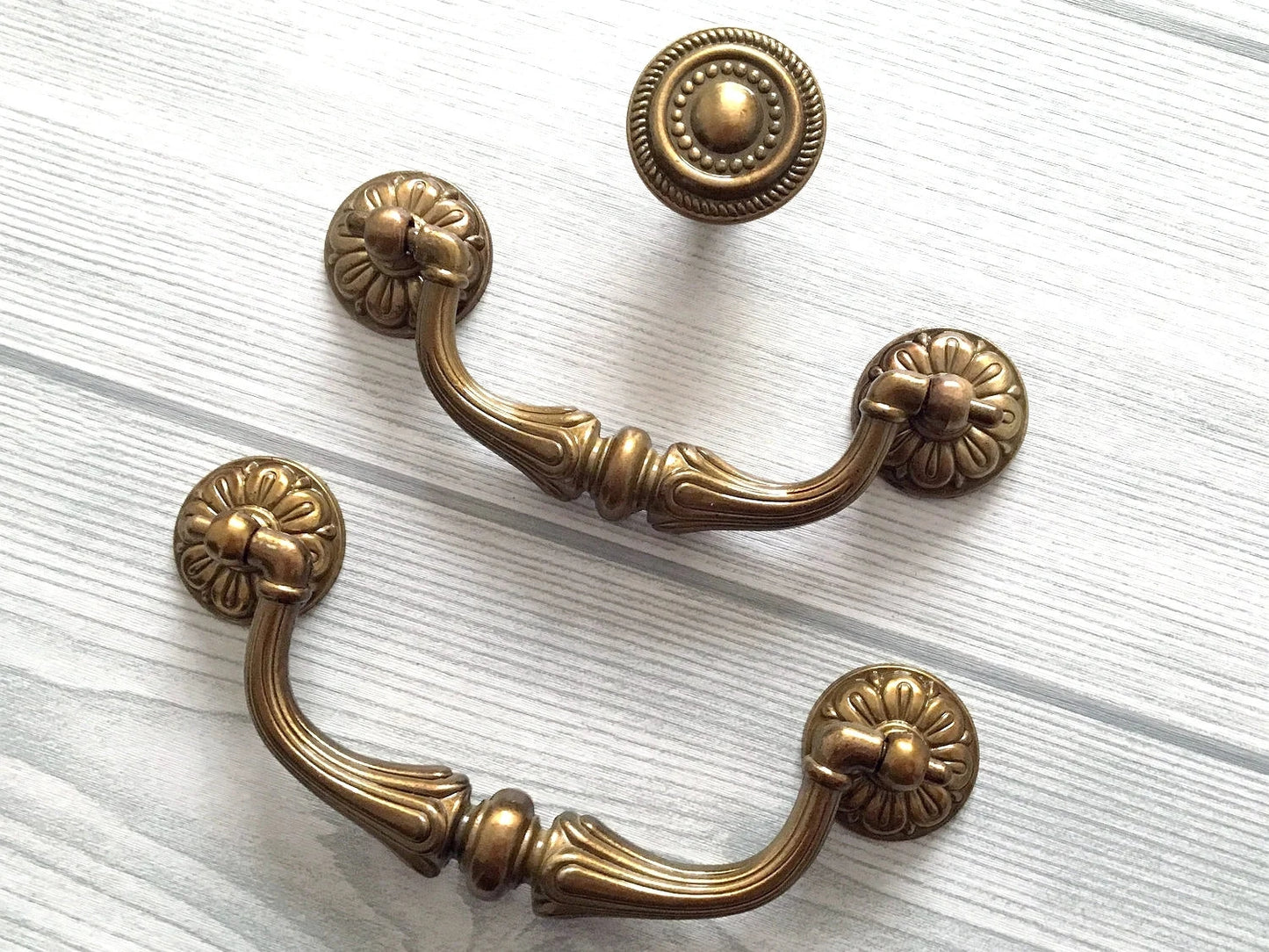 3.75" 4.5" Drop Bail Drawer Pull Handles Antique Brass Vintage Style