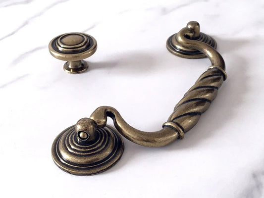 5“ Vintage Style Bail Drawer Pulls Drop Handle, Antique Bronze, 128 mm Centers
