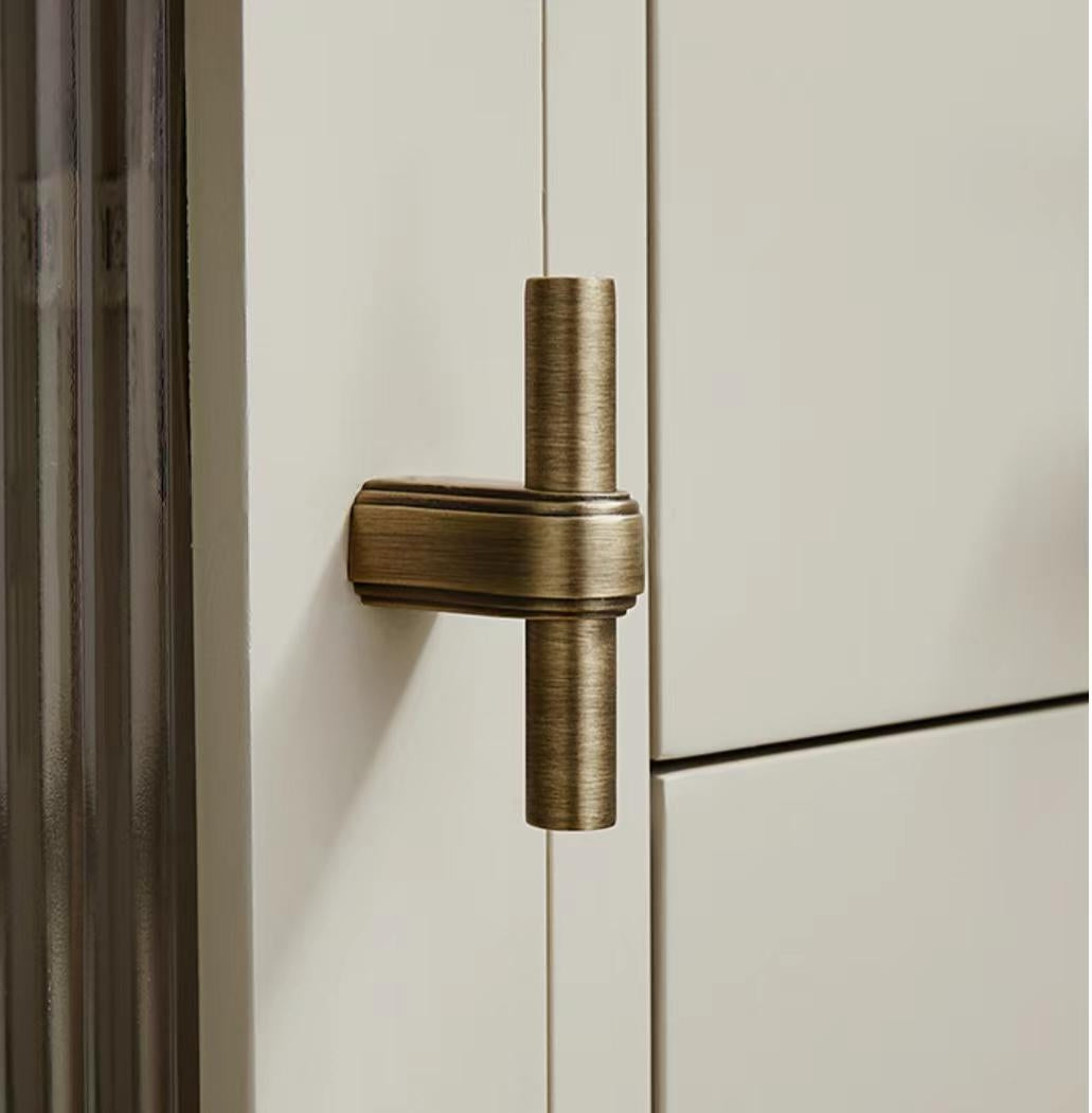 Brass T-shaped Bar Cabinet Pulls w. Drawer Knobs, Antique Bronze, Kitchen Hardware