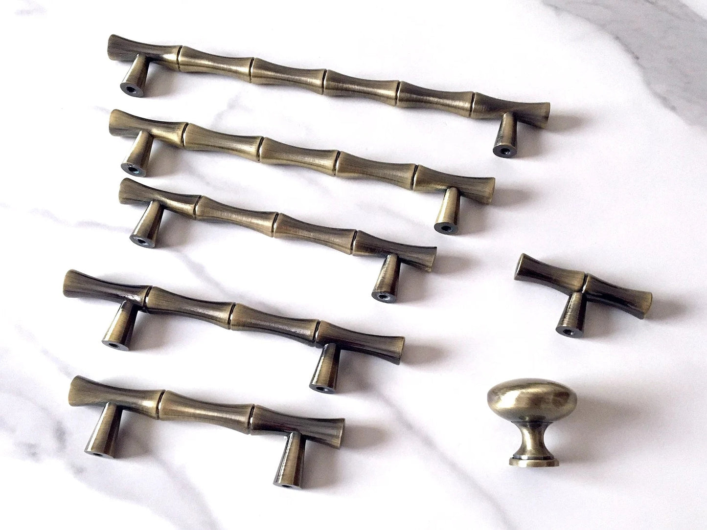 Bambus-Schrankgriff T-förmiger Knopf Gebürstete Bronze | Lynns Hardware