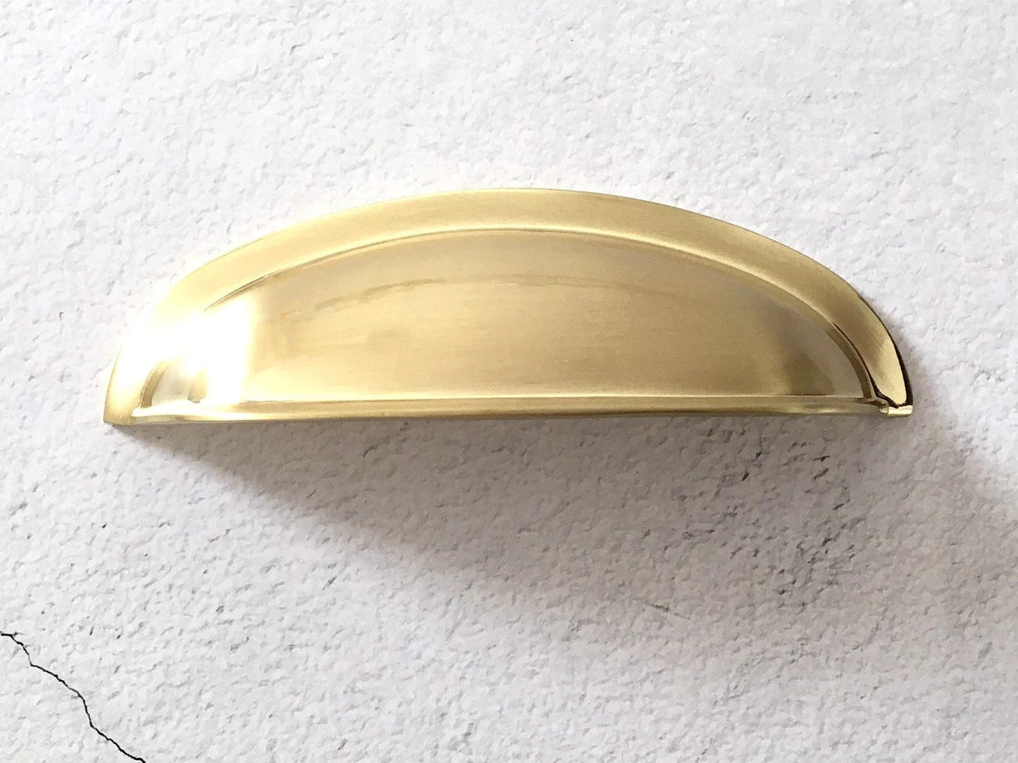 Schrankgriffe, gebürstetes Gold | Lynns Hardware | 3,25" 3,5" 4,25" Mitten