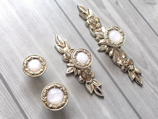 Drawer Knobs with Backplate, Shabby Chic, White Antique Silver