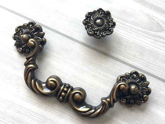 4 1/2" Centers Georgian Swing Bail Drawer Pull & Knob - Antique Bronze