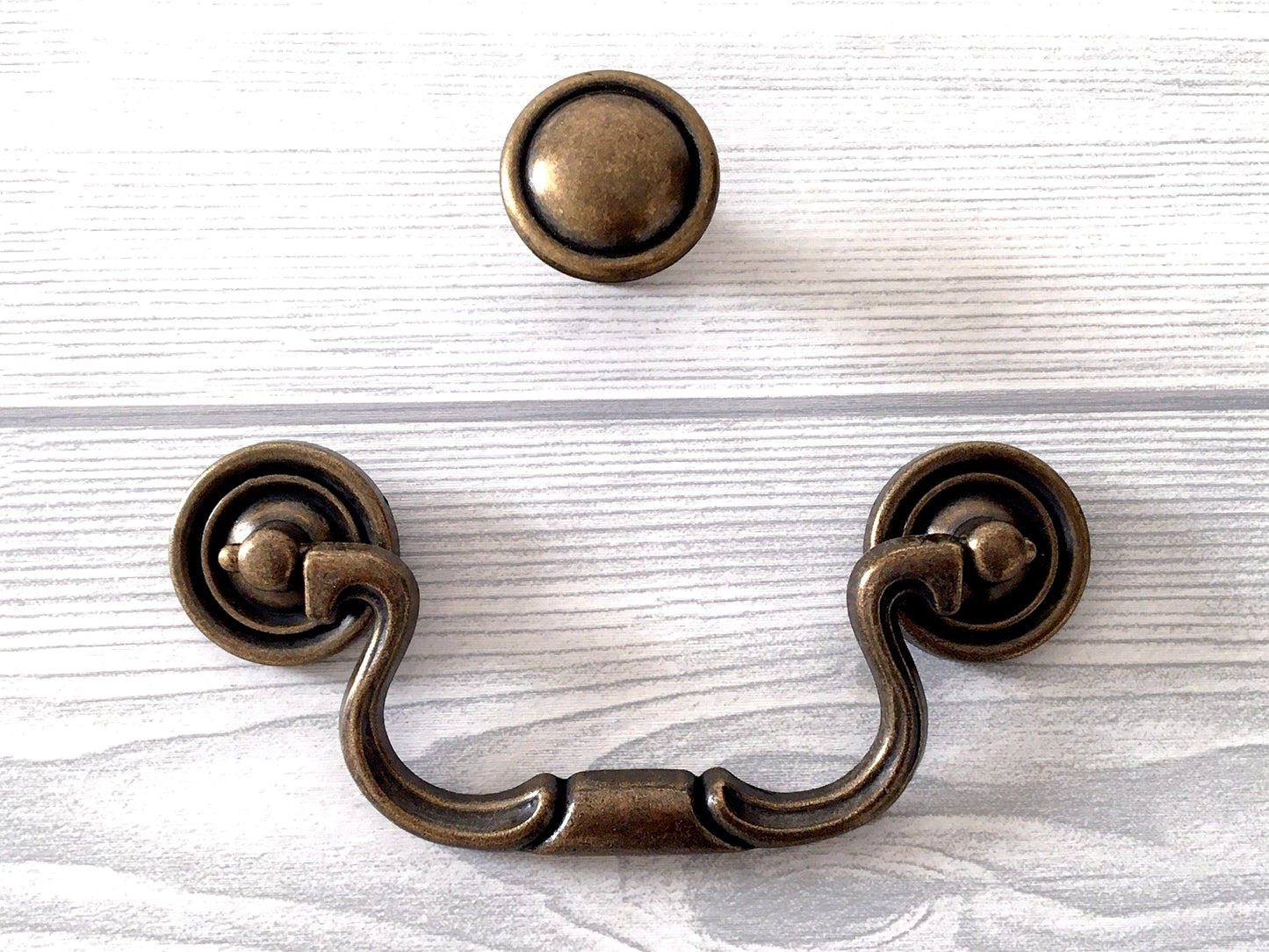 4 Inch Antique Bronze Bail Drawer Pulls Lynns Hardware