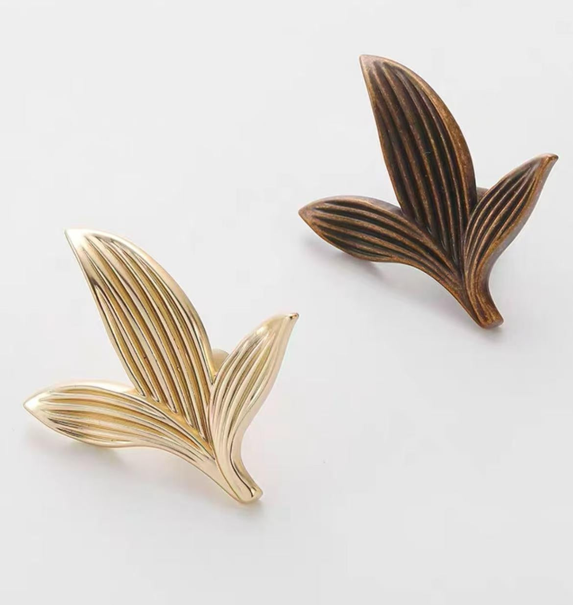 Flower Cabinet Knob, Petal Drawer Pull, Decorative Kitchen Hardware