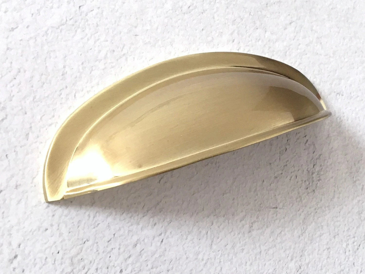 Schrankgriffe, gebürstetes Gold | Lynns Hardware | 3,25" 3,5" 4,25" Mitten
