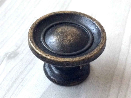 3-inch Centers Vintage Swing Bail Pull & Knob - Antique Bronze