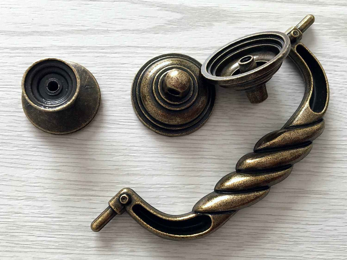 4-1/2" Bail Drawer Pull Handle & Knob, Vintage Style, Antique Bronze