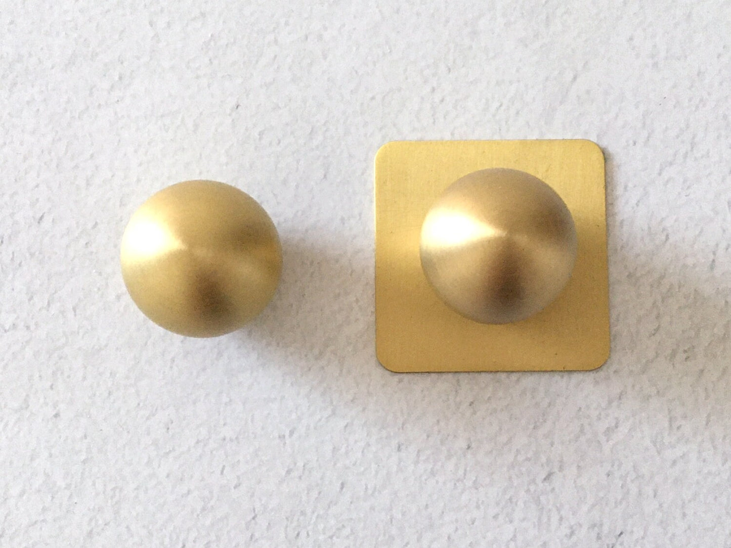 Ball Brass Knobs with Square Backplate, Brushed Gold, Matte Black, Coffee Bronze