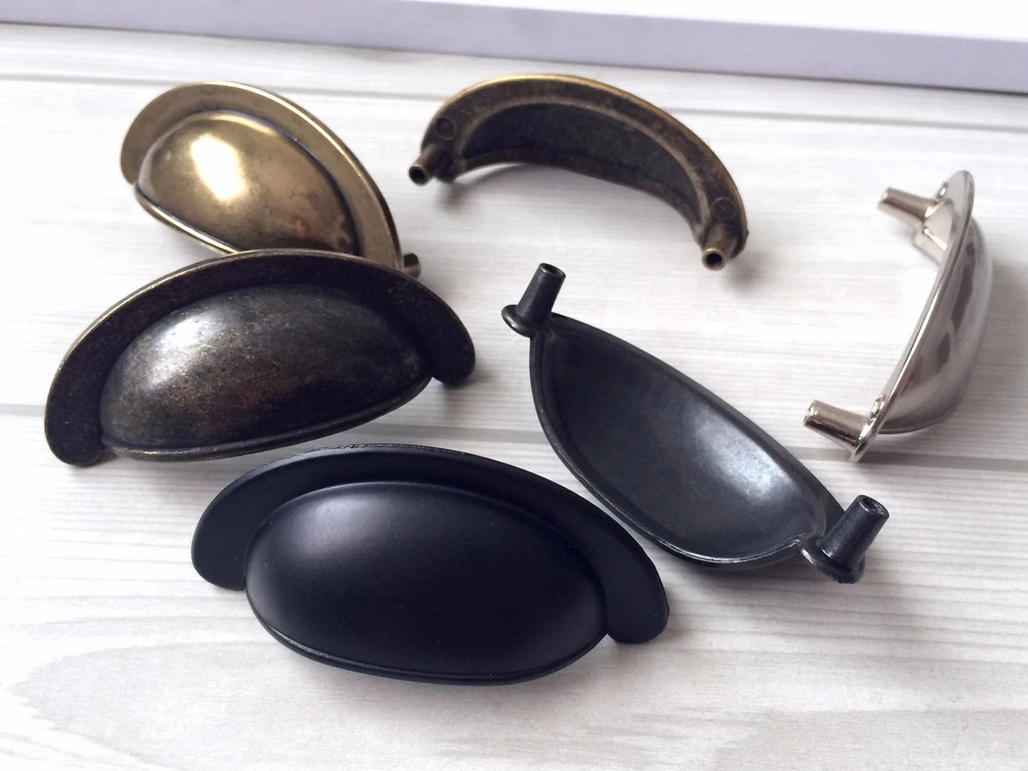 2.75" Cup Drawer Pull Vintage Style, Antique Bronze, Black, Nickel