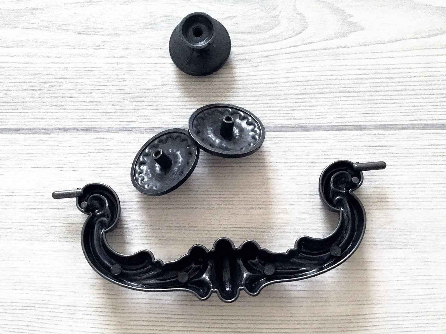 6" Vintage Style Swing Bail Dresser Pull Handle - Antique Black