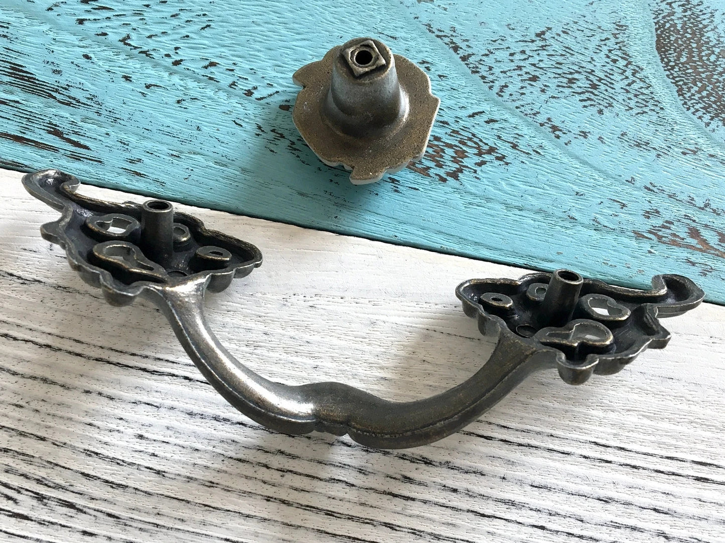 3.25" Drawer Pulls Handles Dresser Pull Vanity Handle, Antique Bronze Distressed White