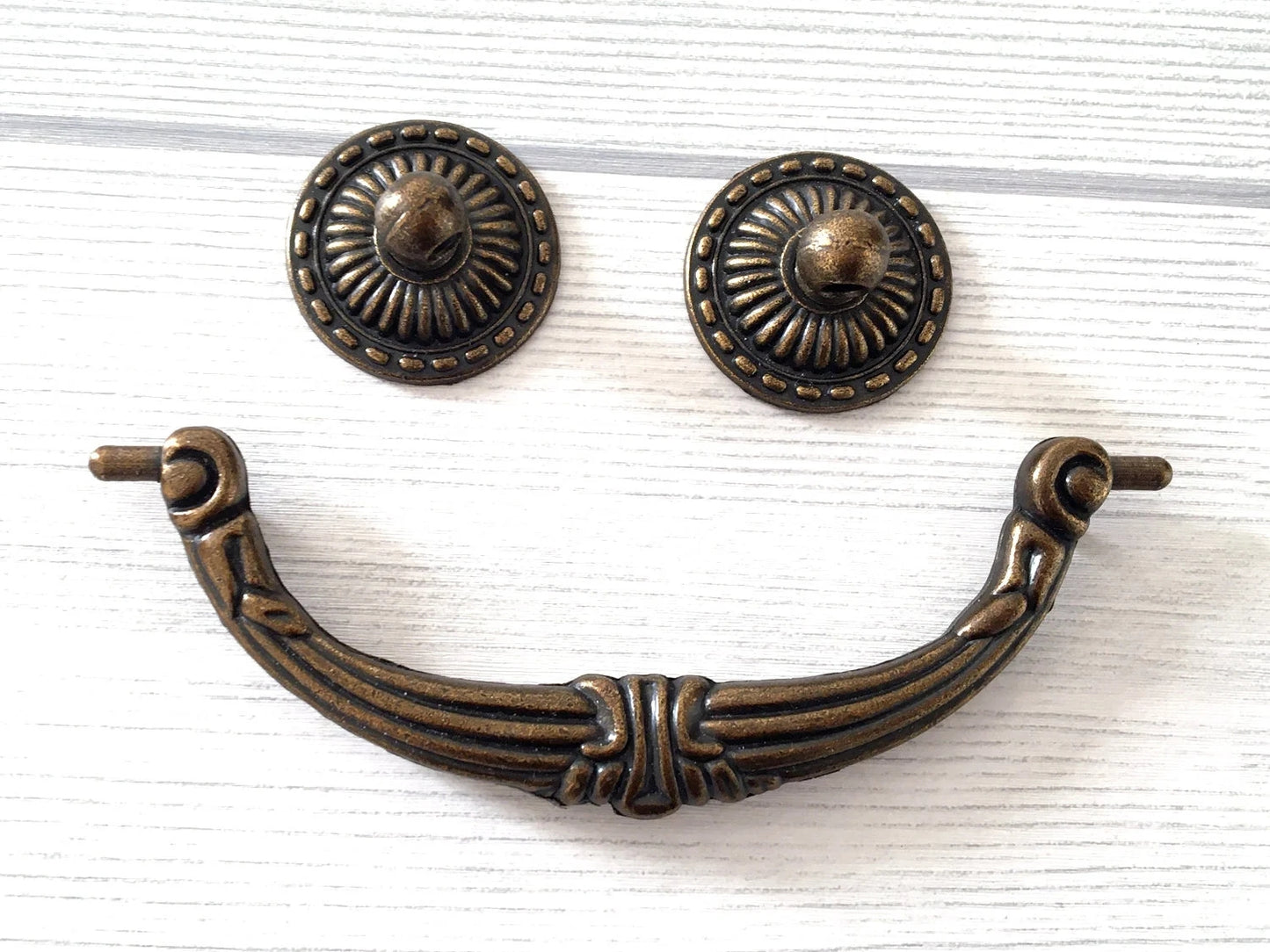 4.5" Vintage Style Antique Gold Brass Bail Drawer Pull | Kitchen Cabinet Knob