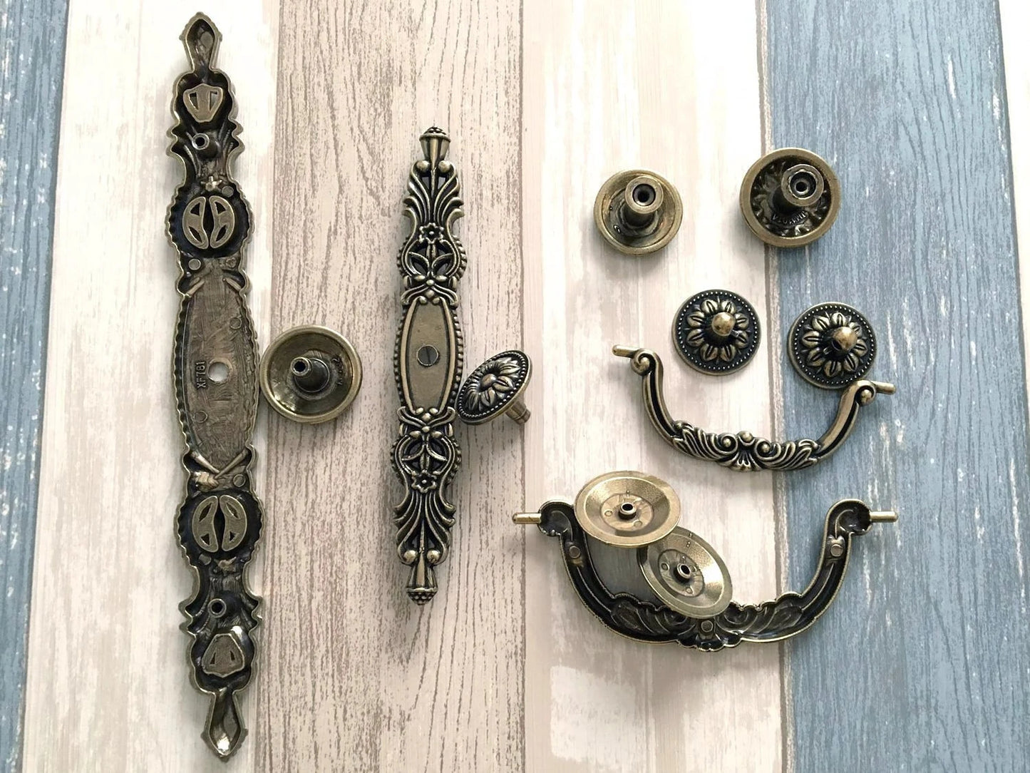 Vintage Style Cabinet Pulls Antique Bronze Drawer Handles | Lynns Hardware