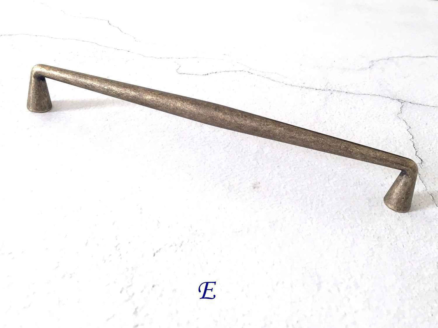 96 128 192 mm Antique Bronze Cabinet D Pulls & Egg Knob for Rustic Kitchen Decor