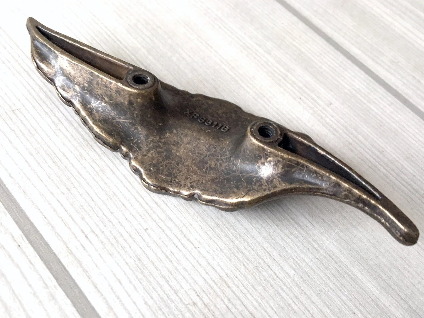 1.25" Vintage Style Leafy Drawer Pull Handles, Left Right Pair
