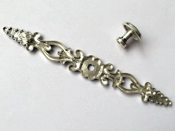 Sunflower Drawer Knobs and Pulls, Antique Silver Black, Retro Kitchen Hardware