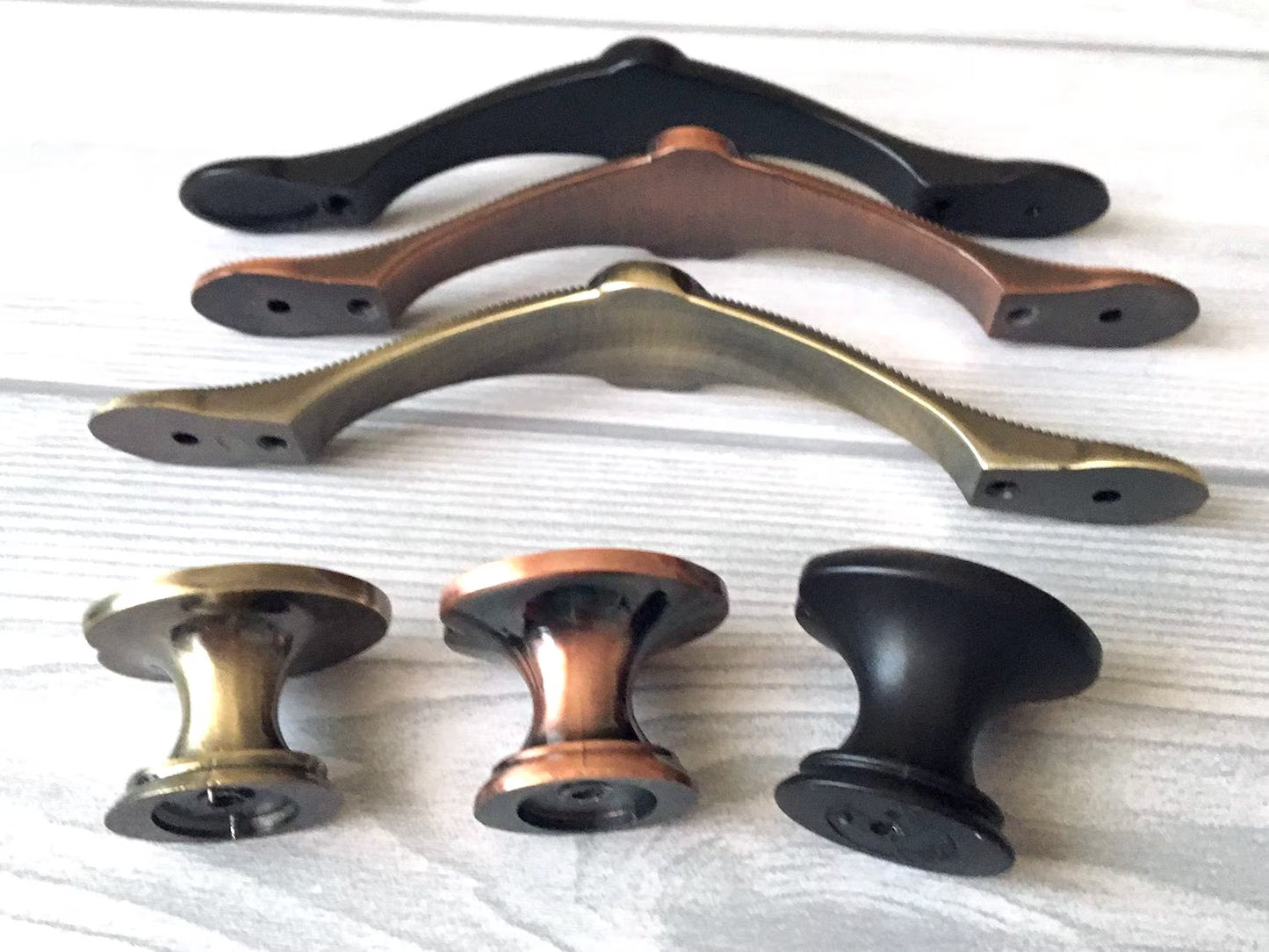 Fleur De Lis Cabinet Pulls and Knobs, 3.75" Centers, Bronze, Creamy White