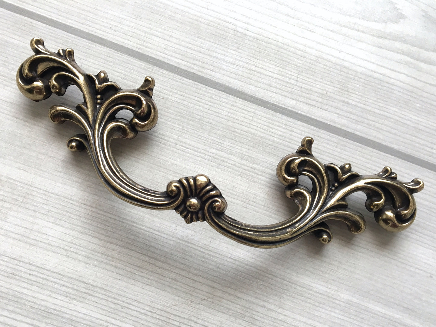 2.5" 3.75" Leafy Drawer Pull Handles, Antique Bronze, French Provincial Hardware 64 96 mm