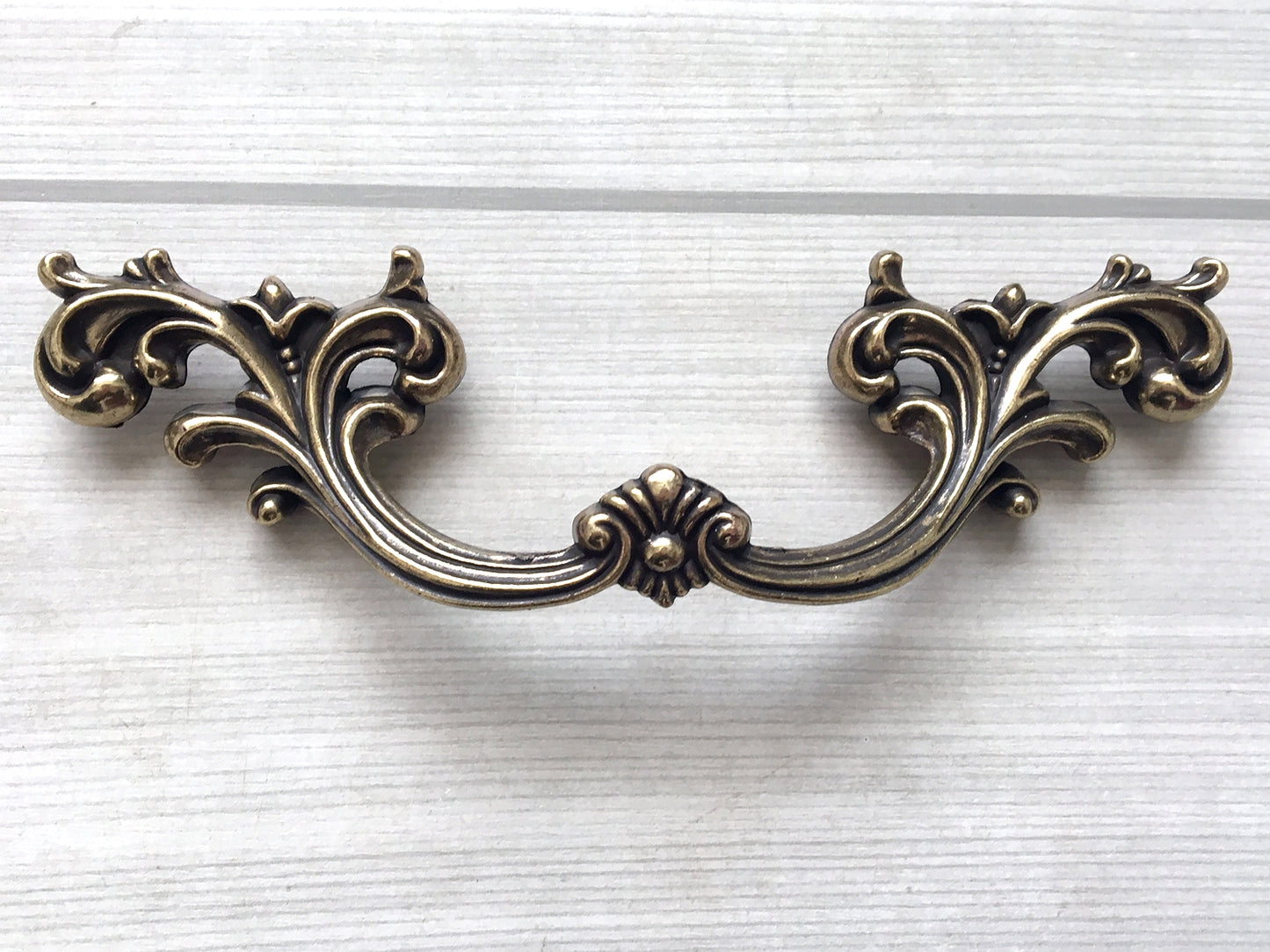 2.5" 3.75" Leafy Drawer Pull Handles, Antique Bronze, French Provincial Hardware 64 96 mm
