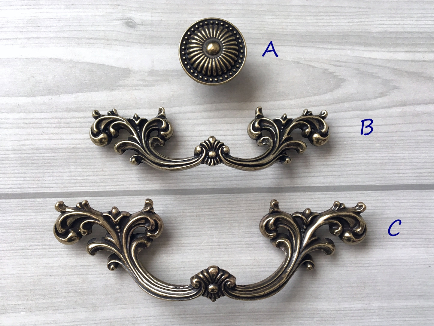 2.5" 3.75" Leafy Drawer Pull Handles, Antique Bronze, French Provincial Hardware 64 96 mm