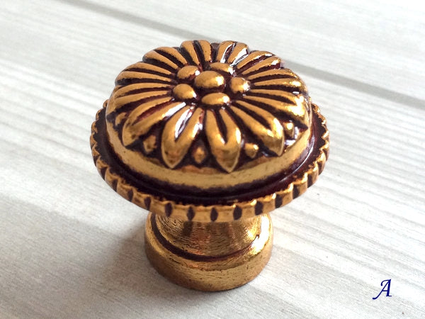 2.5" 3.75" Provincial Drawer Pulls, Antique Gold Brass, 64 96 mm Centers