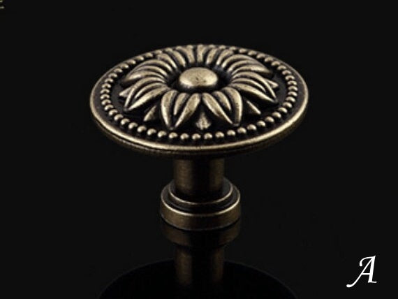 Vintage Style Dresser Drawer Pulls, Antique Bronze, Georgian Cabinet Hardware