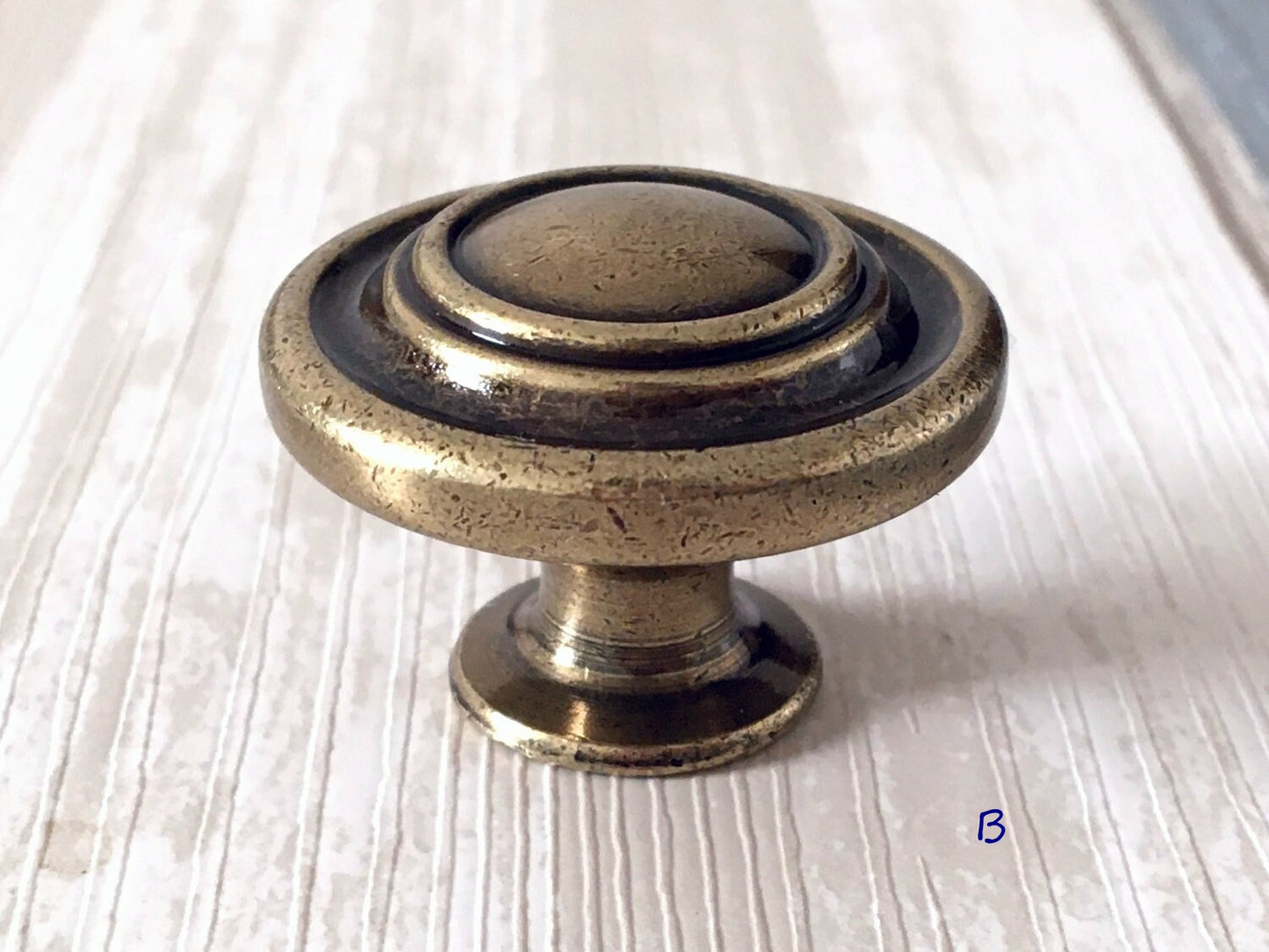 Vintage Style Bail Drawer Pulls Drop Handle, Antique Bronze, 3.75" 5" Centers