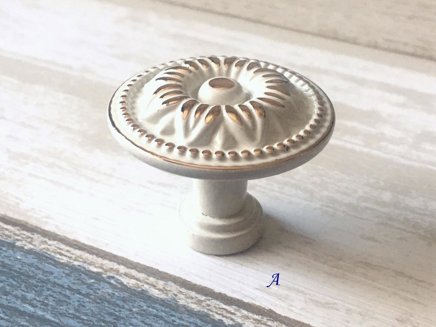 Shabby Chic Drawer Pulls Handle Cabinet Pulls Creamy White Gold Kitchen Hardware