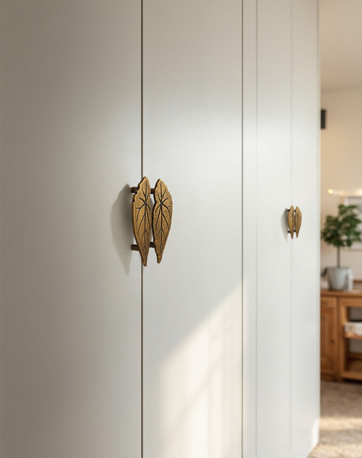 2.5" 3.75" Leaf Cabinet Drawer Pulls, Decorative Hardware