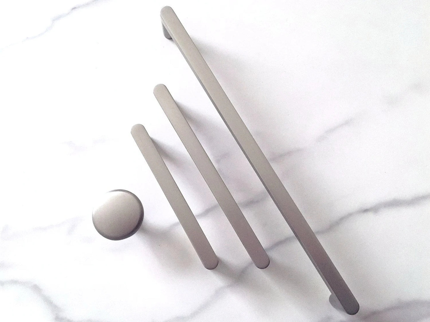 Cabinet Pulls, Drawer Handles, Sleek Modern Kitchen Hardware, Brushed Gold and Nickel
