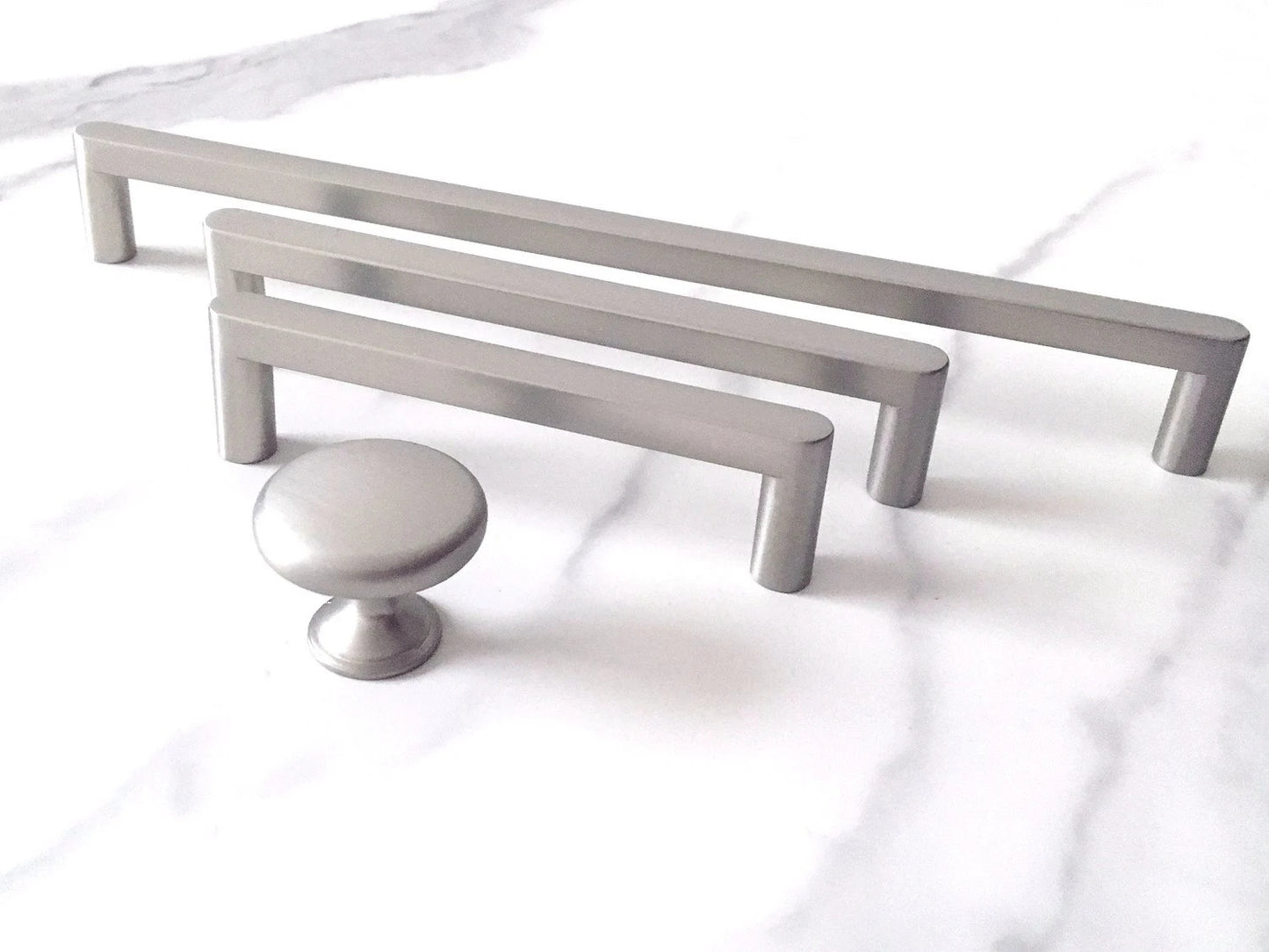 Cabinet Pulls, Drawer Handles, Sleek Modern Kitchen Hardware, Brushed Gold and Nickel