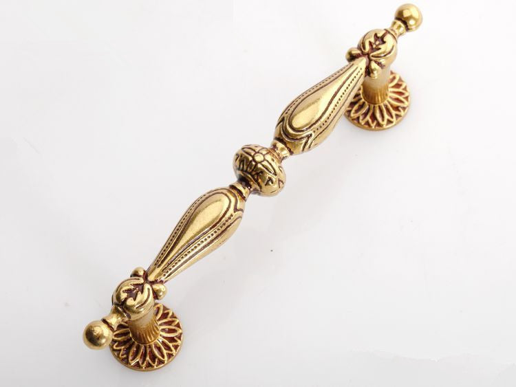 2.5" 3.75" Antique Gold Brass Cabinet Pulls, French Provincial Vintage, 64 96 mm Centers