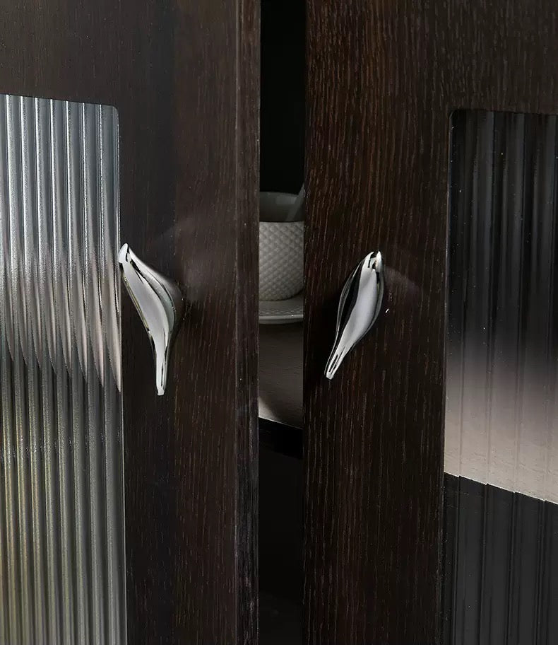 Polished chrome bird cabinet pulls for modern homes
