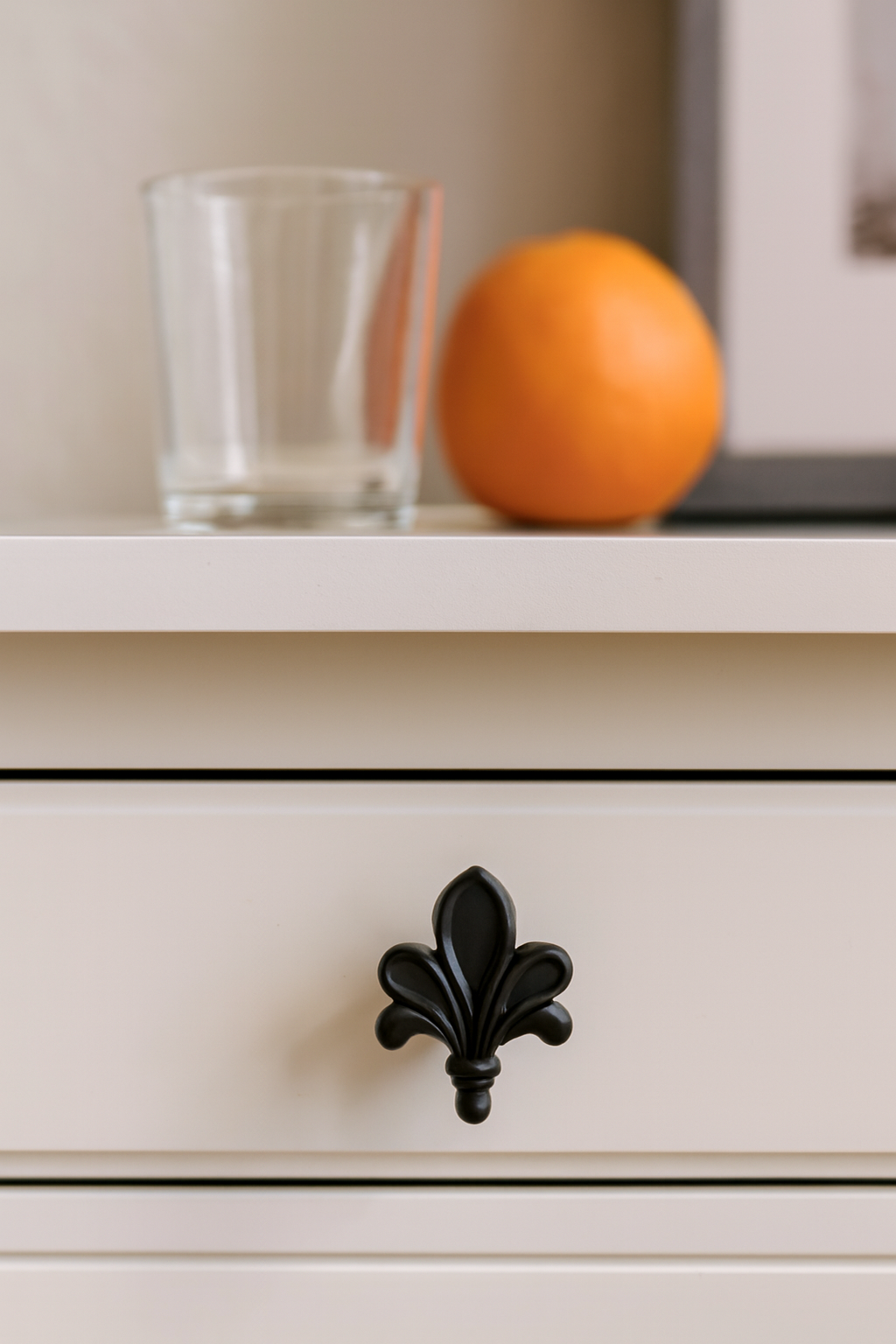 Fleur De Lis Cabinet Pulls, Vintage Style Drawer Knobs, Bronze Black White Gold Brass