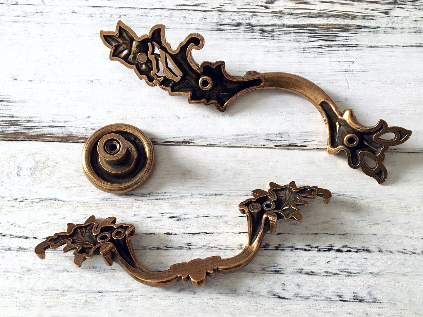 Antique Gold Brass Cabinet Door Handle, Leafy Drawer Pulls, French Provincial Vertical Hardware