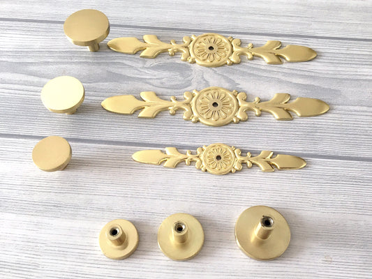 Cabinet Disc Knob with Backplate - Brushed Gold