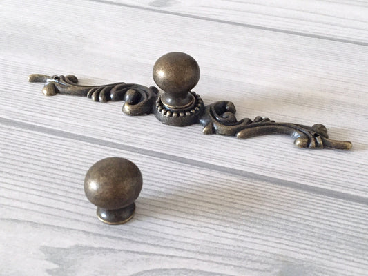 Antique Bronze Round Drawer Knob with Backplate - LynnsHardware
