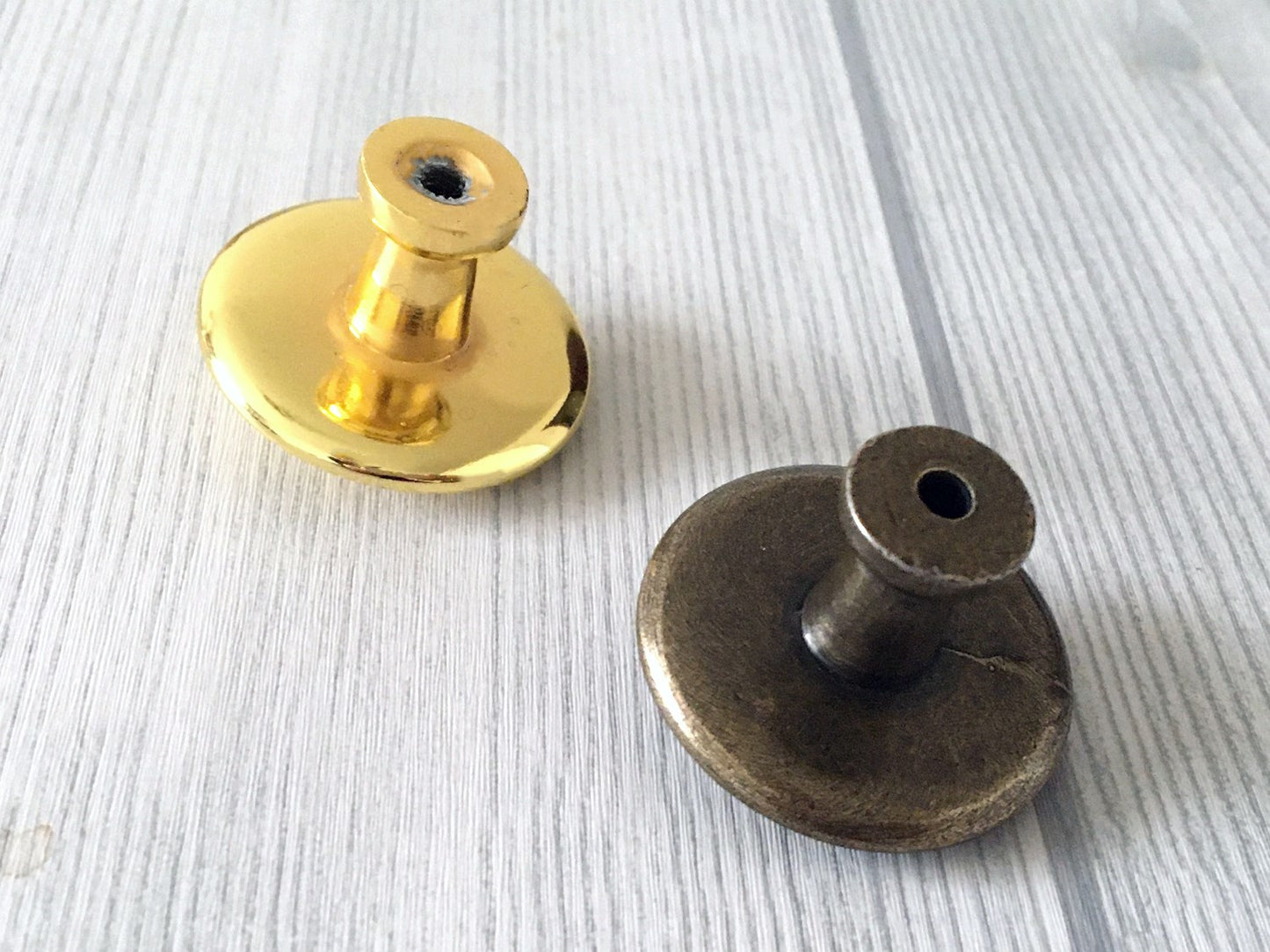 Mid-century Design Round Cabinet Knob, Polished Gold / Antique Bronze, 1.3" Diameter