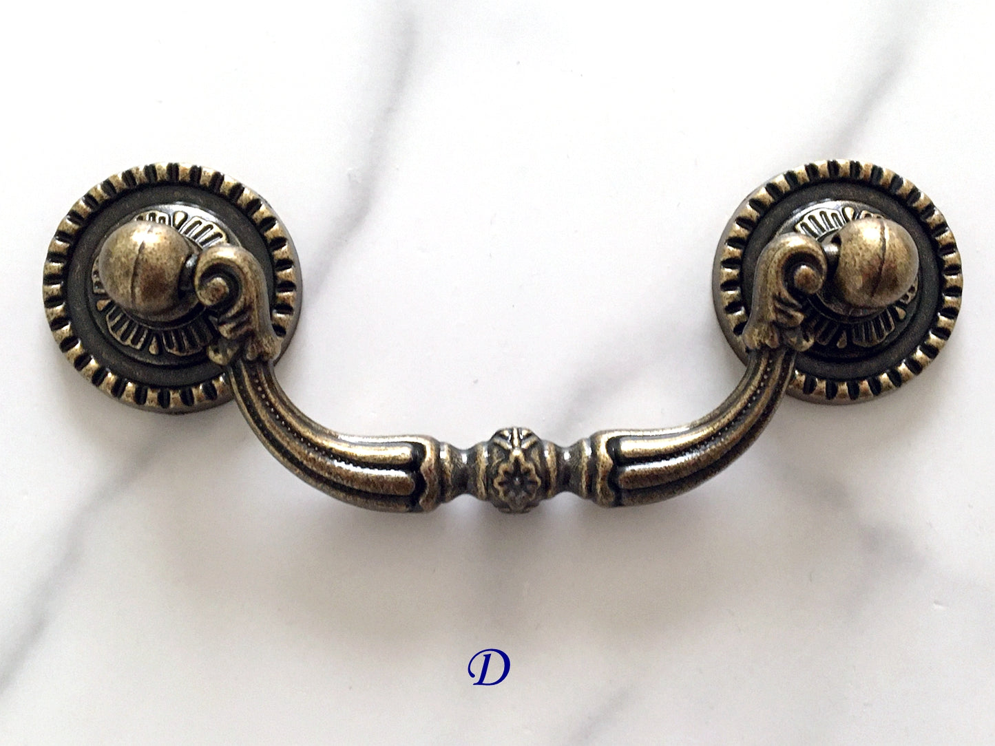 4 Zoll Schublade zieht Drop Griff Antik Bronze Vintage Stil Lynns Hardware