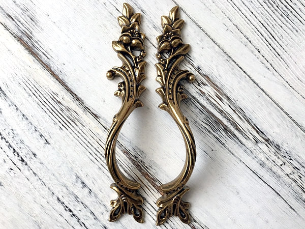 Antique Gold Brass Cabinet Door Handle, Leafy Drawer Pulls, French Provincial Vertical Hardware