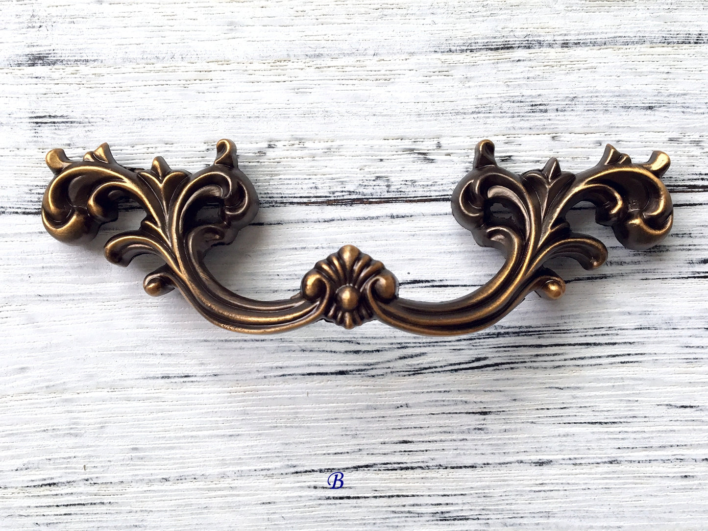 2.5" 3.75" Leafy Drawer Pull Handles, Antique Brass Copper, French Provincial Hardware 64 96 mm