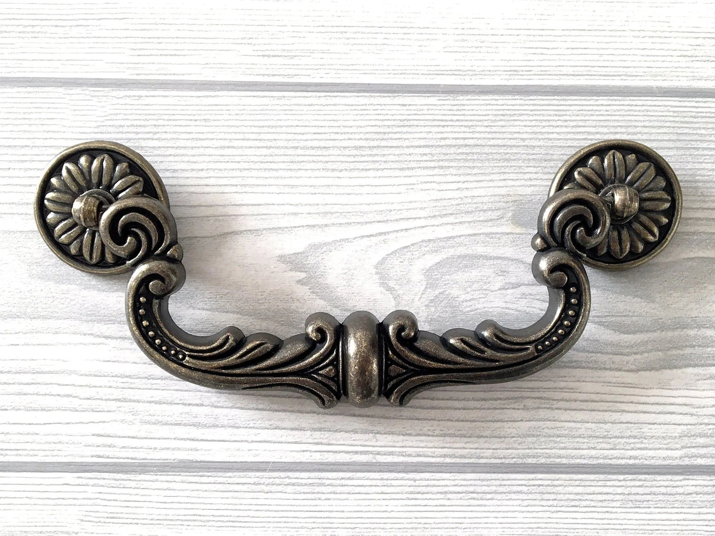 Grande poignée de suspension en bronze antique de 15 cm, bouton rond de style vintage