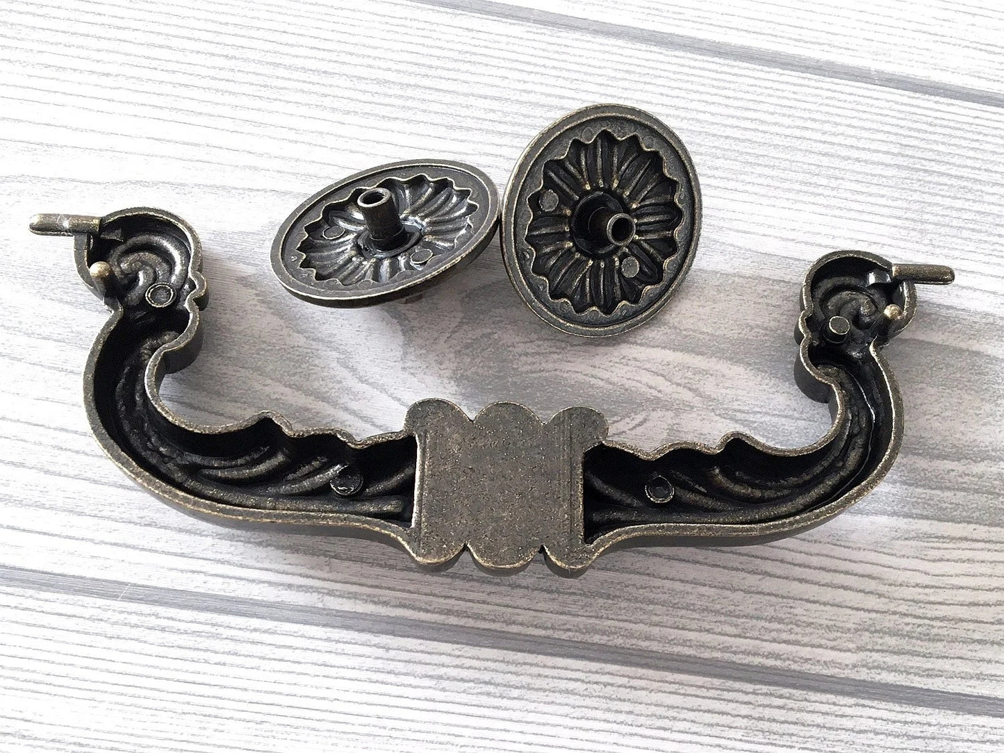 Grande poignée de suspension en bronze antique de 15 cm, bouton rond de style vintage