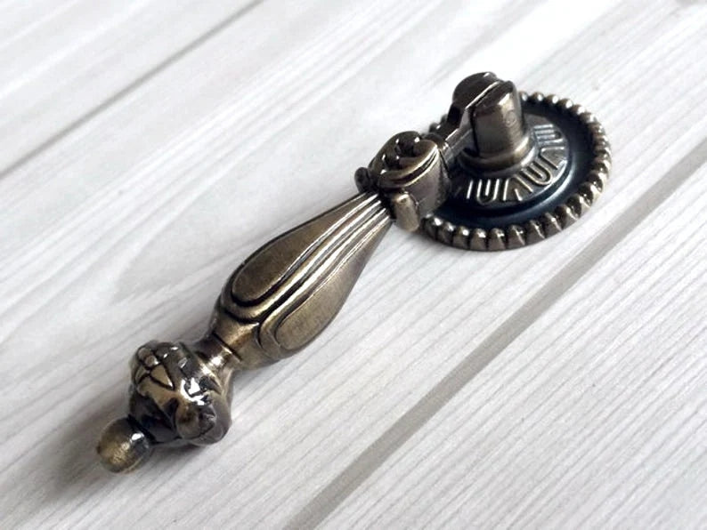 Antique Bronze Pendant Drawer Pull, Vintage Style Drop Knob